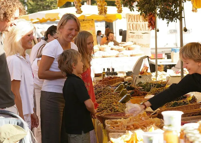 Les Clochettes 木屋 梅杰夫